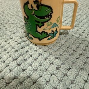 Vintage Plastic Camping Cup 1975 Dinoland Kids Mug  , collectable , antique